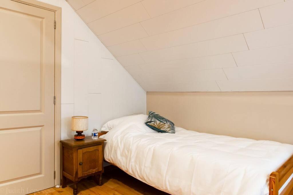 Maison Spacieuse Unifamiliale. Gite La Clochette Bastogne Extérieur photo